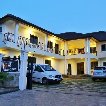 Eden Vale Hotel Ajiringano Eksteriør billede