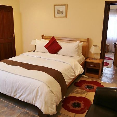 Eden Vale Hotel Ajiringano Eksteriør billede