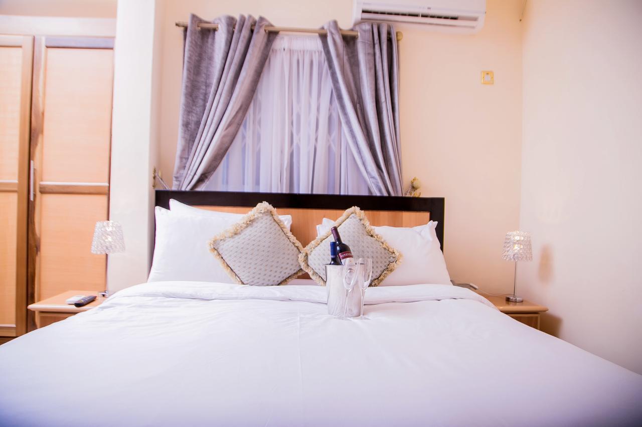 Eden Vale Hotel Ajiringano Eksteriør billede